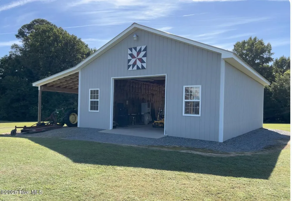 642 Enoch Road Clinton, NC 28328