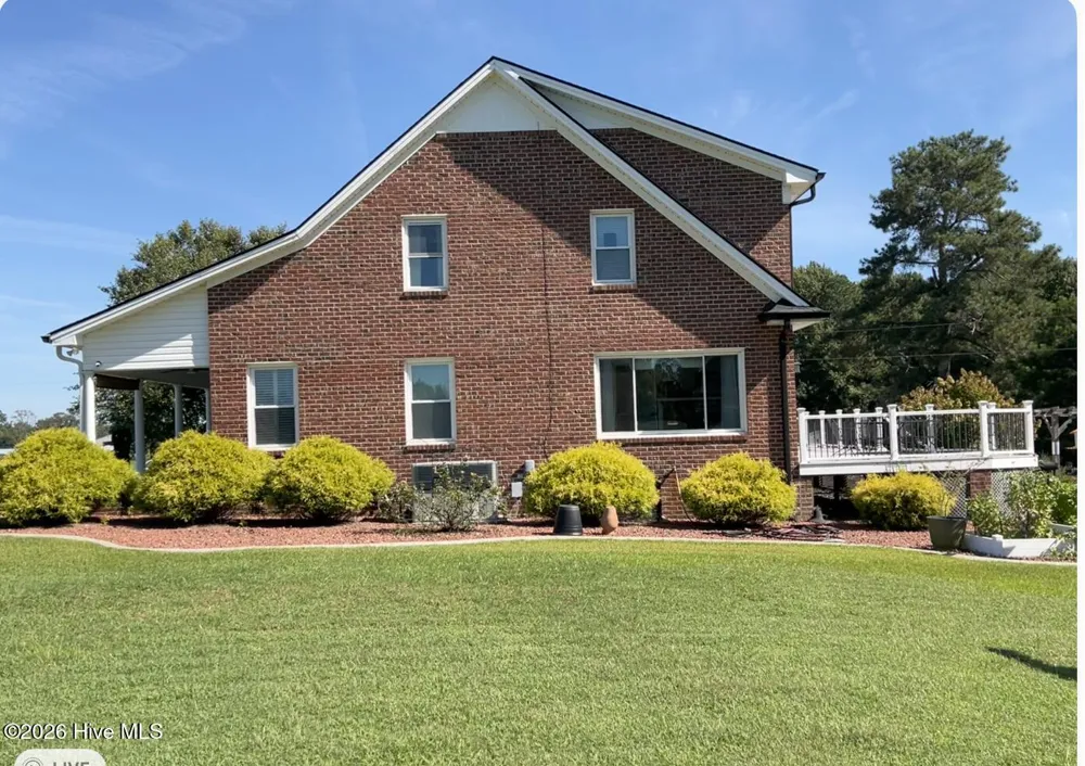 642 Enoch Road Clinton, NC 28328