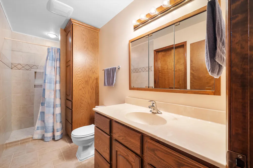 38531 Westvale Street Romulus, MI 48174