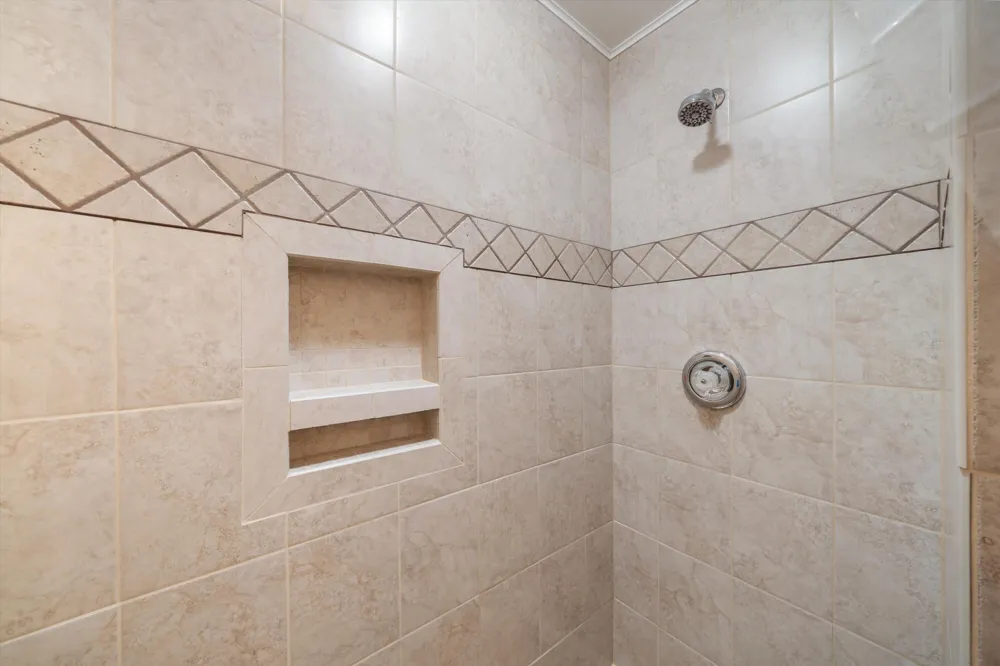 38531 Westvale Street Romulus, MI 48174
