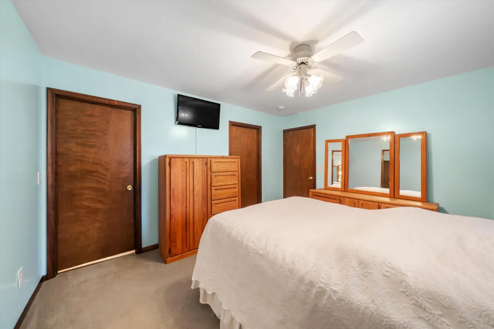 38531 Westvale Street Romulus, MI 48174