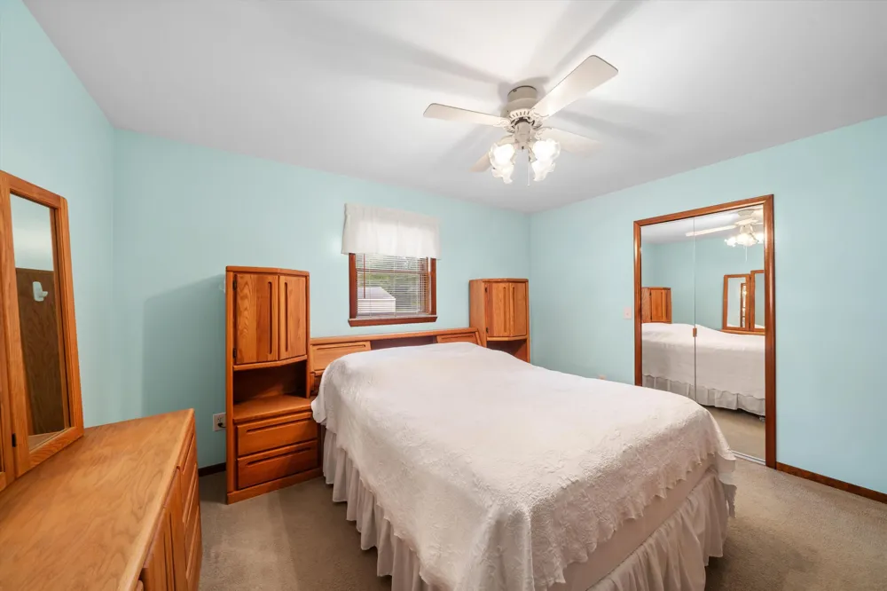 38531 Westvale Street Romulus, MI 48174