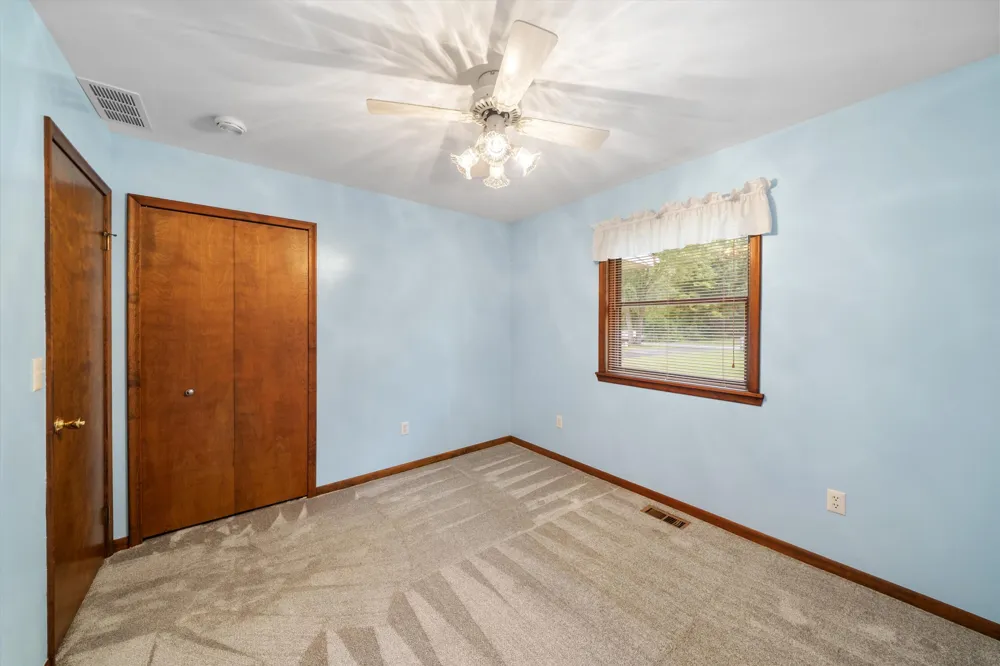38531 Westvale Street Romulus, MI 48174