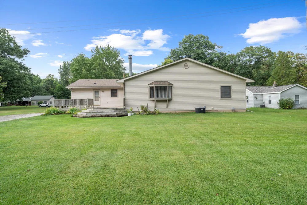 38531 Westvale Street Romulus, MI 48174