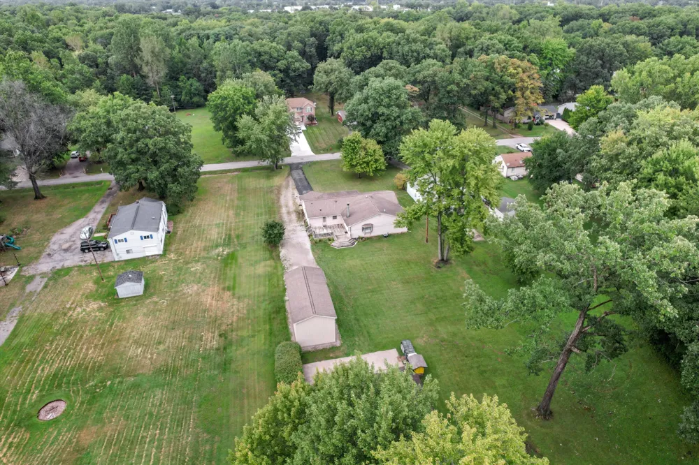 38531 Westvale Street Romulus, MI 48174