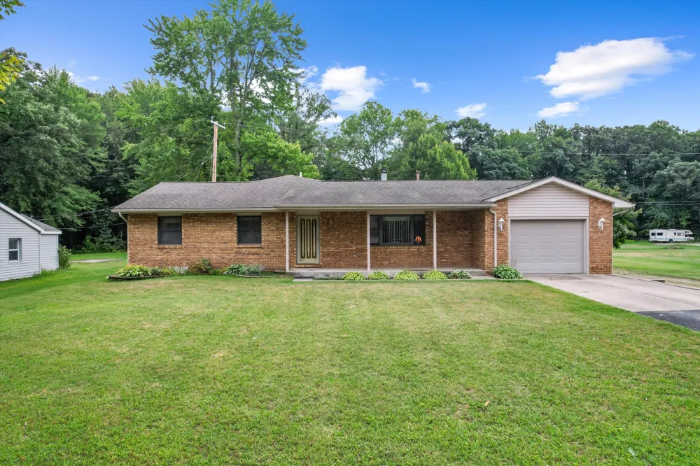 38531 Westvale Street Romulus, MI 48174