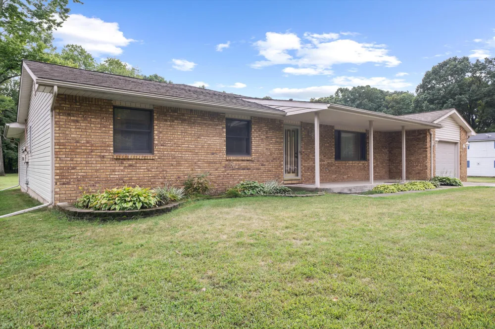 38531 Westvale Street Romulus, MI 48174