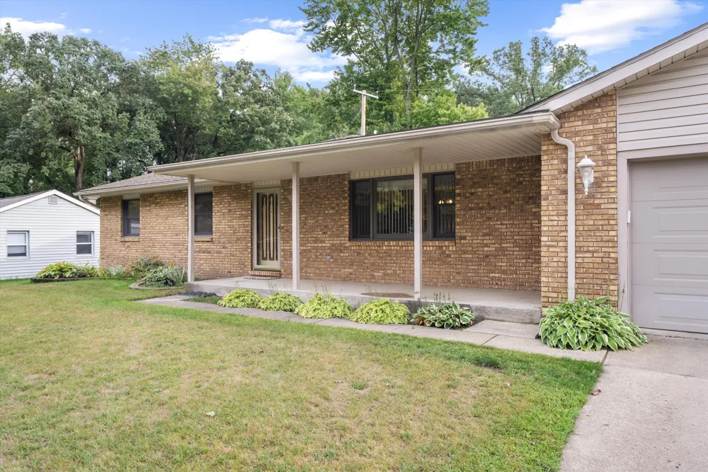 38531 Westvale Street Romulus, MI 48174