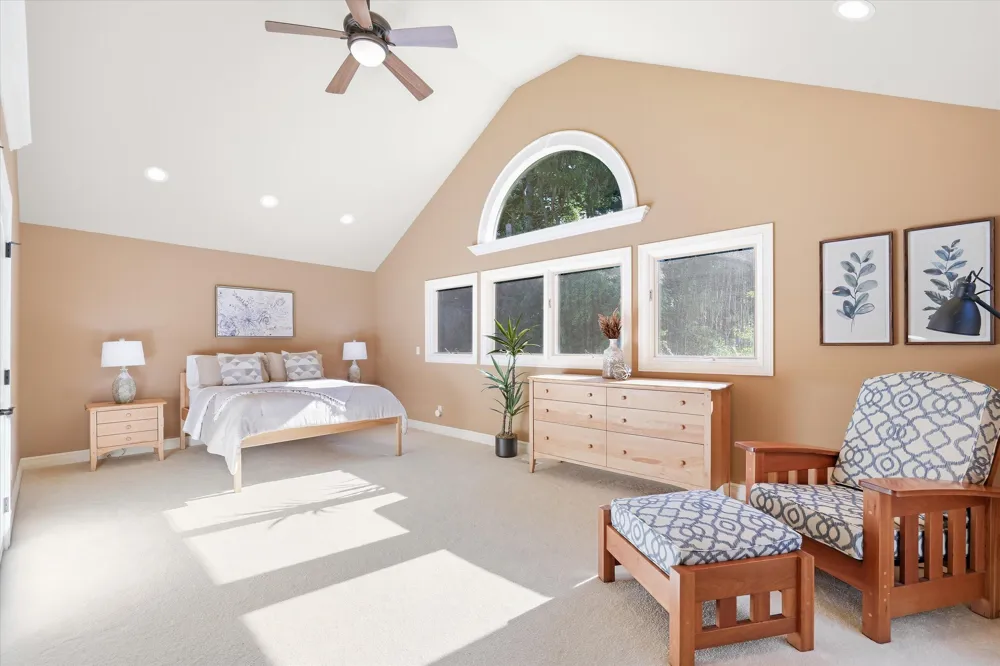 521 Rock Creek Drive Ann Arbor, MI 48104