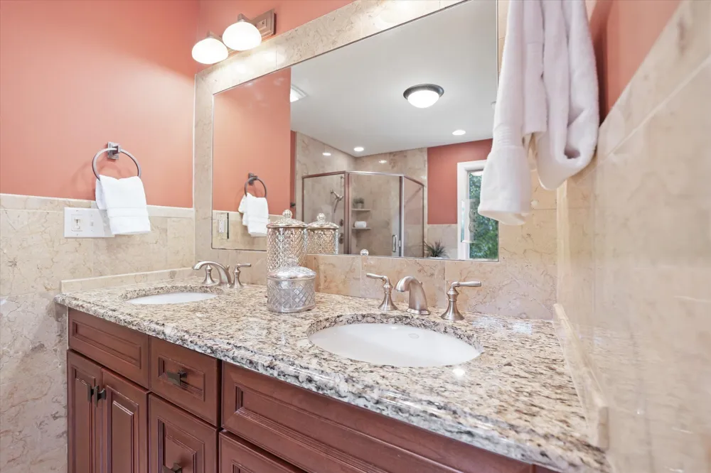 521 Rock Creek Drive Ann Arbor, MI 48104