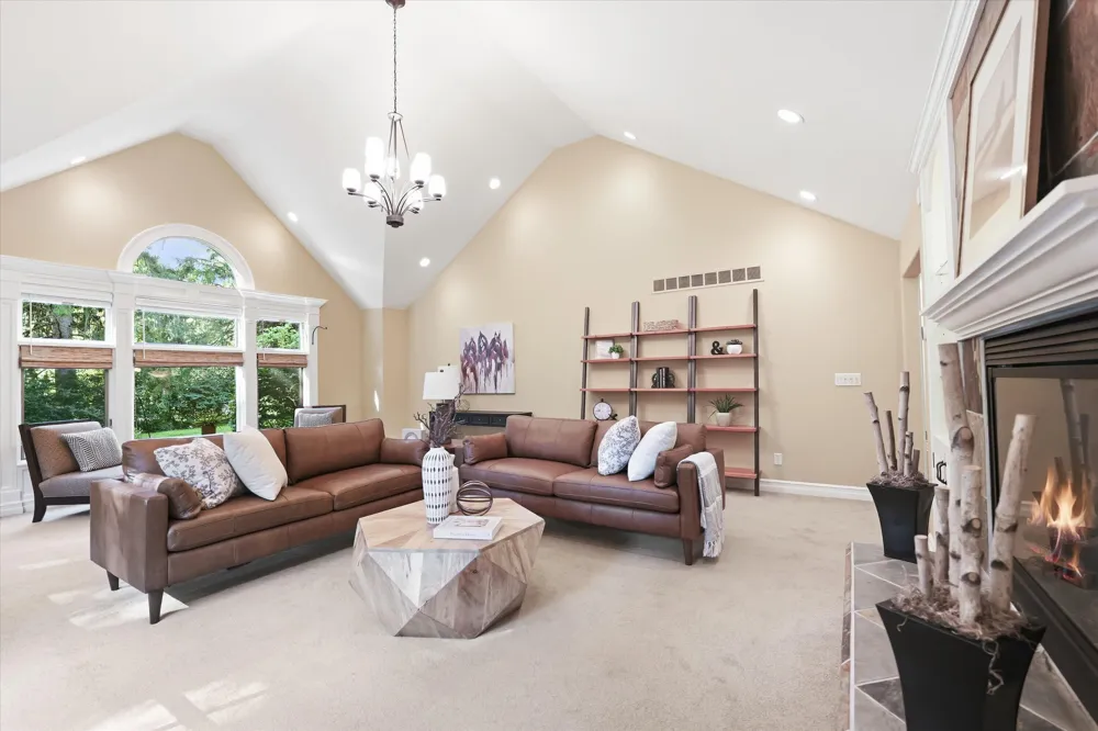 521 Rock Creek Drive Ann Arbor, MI 48104
