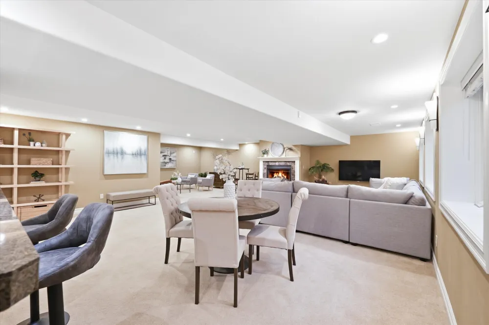 521 Rock Creek Drive Ann Arbor, MI 48104