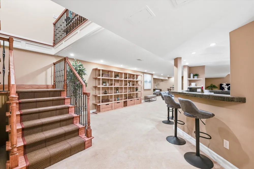 521 Rock Creek Drive Ann Arbor, MI 48104