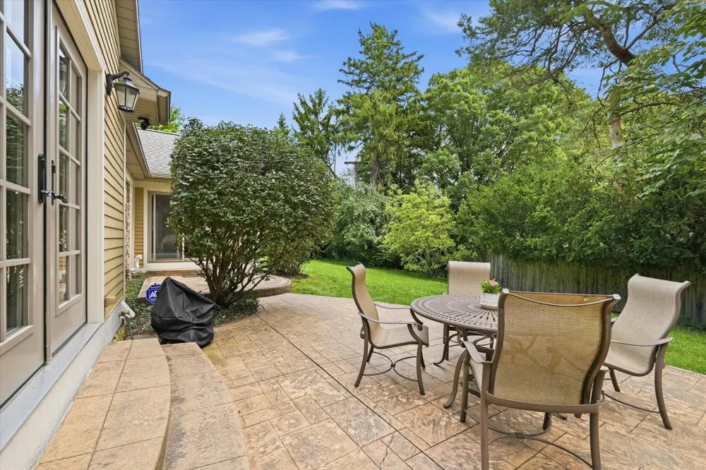 521 Rock Creek Drive Ann Arbor, MI 48104