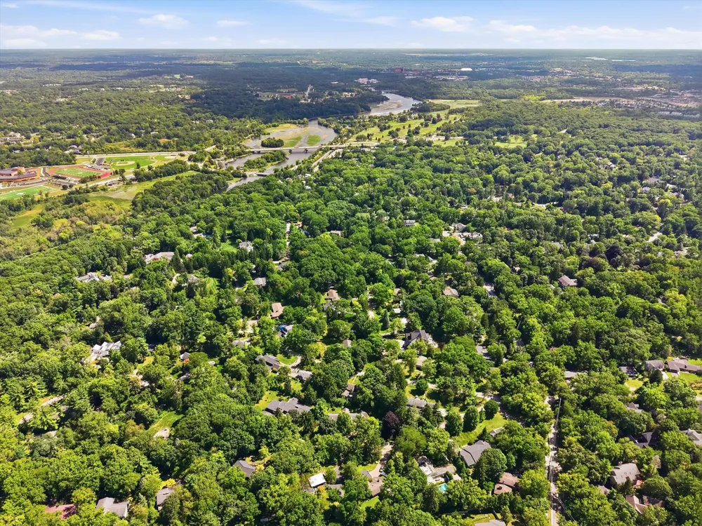 521 Rock Creek Drive Ann Arbor, MI 48104