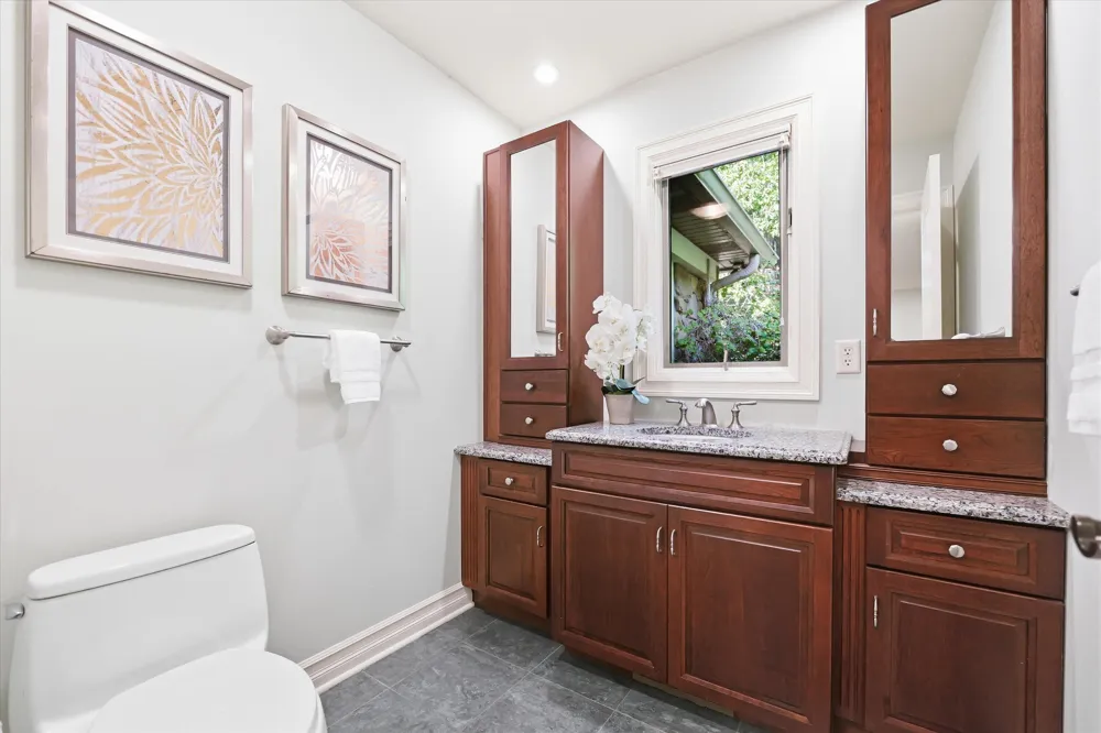 521 Rock Creek Drive Ann Arbor, MI 48104