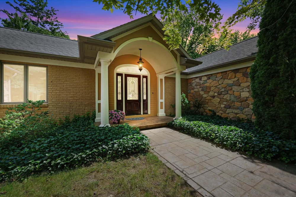521 Rock Creek Drive Ann Arbor, MI 48104