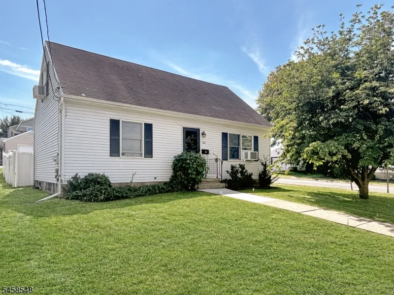 566 Elder Ave Phillipsburg Town, NJ 08865