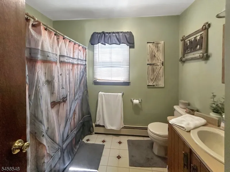 566 Elder Ave Phillipsburg Town, NJ 08865