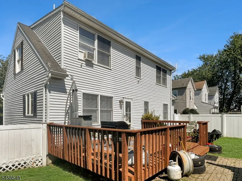 566 Elder Ave Phillipsburg Town, NJ 08865