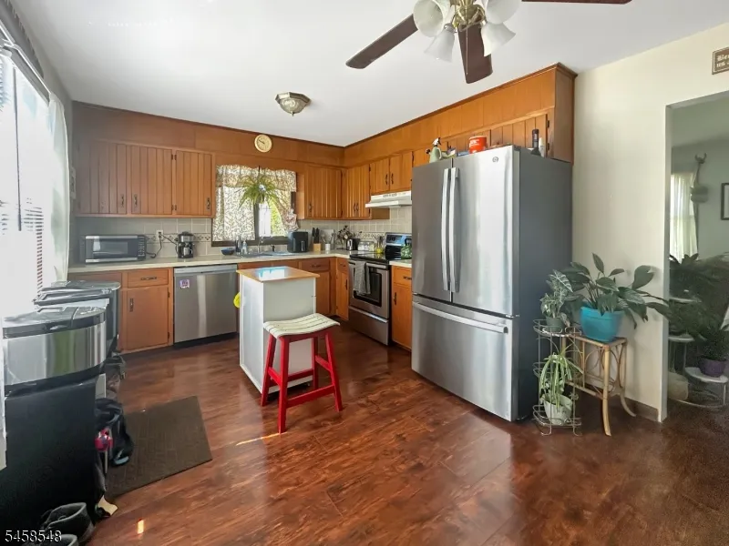 566 Elder Ave Phillipsburg Town, NJ 08865