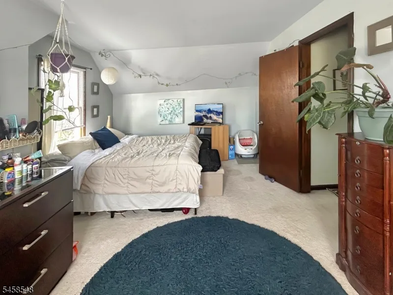 566 Elder Ave Phillipsburg Town, NJ 08865