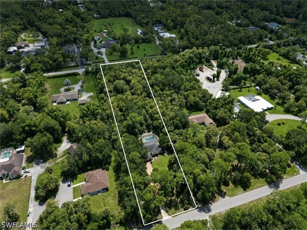 Jung Boulevard W Naples, FL 34120