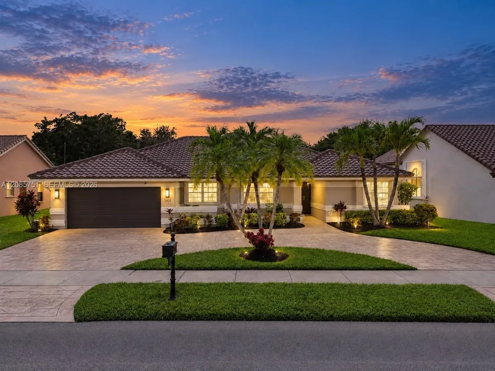 3001 Old Orchard Rd Davie, FL 33328