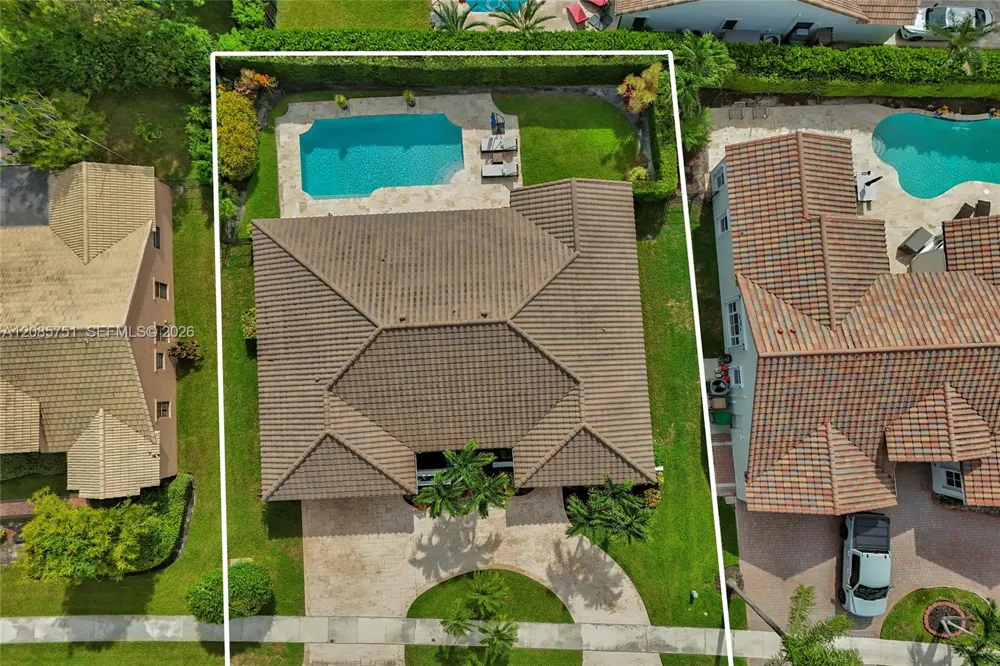 3001 Old Orchard Rd Davie, FL 33328