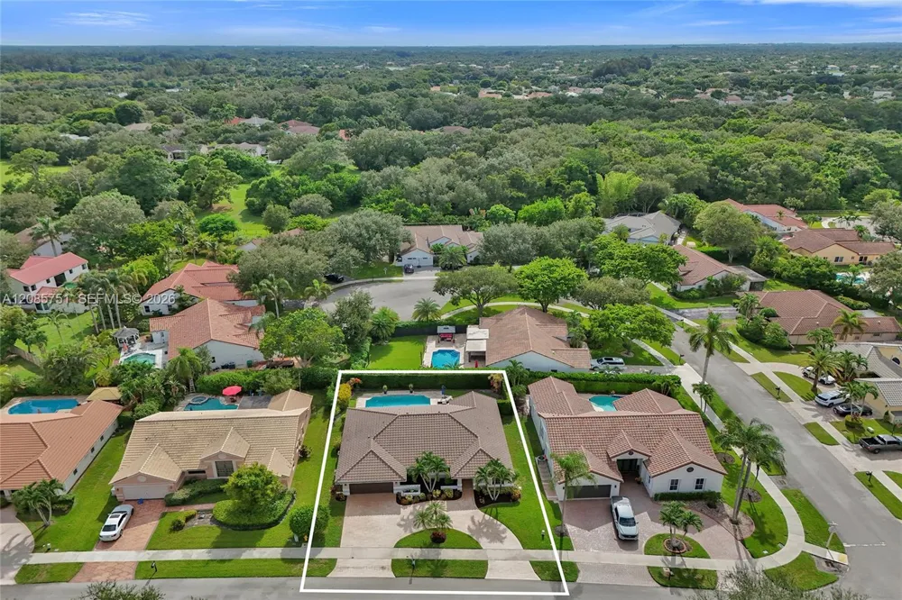 3001 Old Orchard Rd Davie, FL 33328
