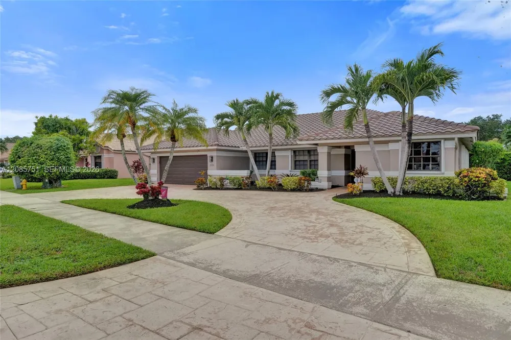 3001 Old Orchard Rd Davie, FL 33328