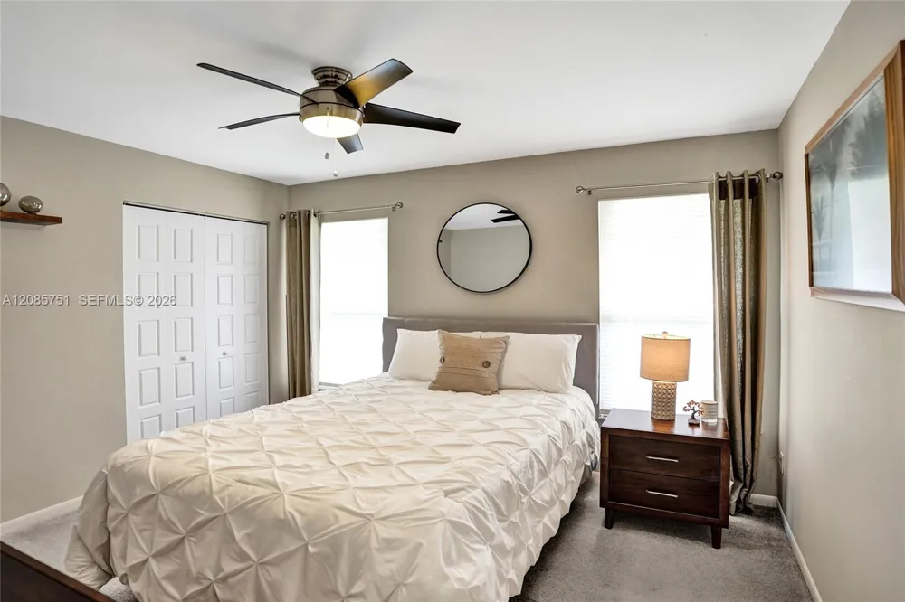 3001 Old Orchard Rd Davie, FL 33328
