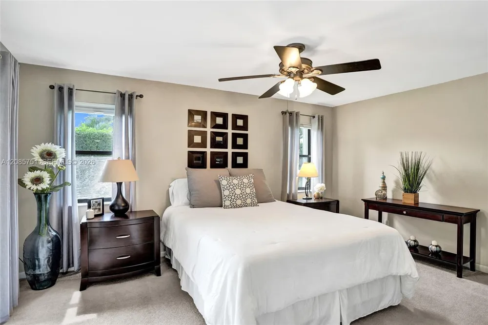 3001 Old Orchard Rd Davie, FL 33328
