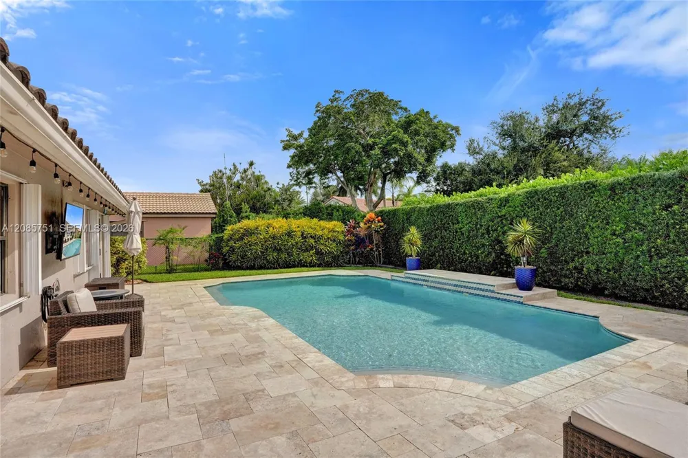3001 Old Orchard Rd Davie, FL 33328