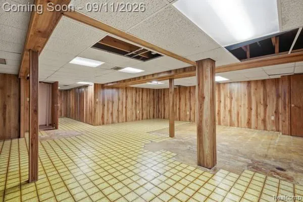 37036 Almont Drive E Sterling Heights City, MI 48310