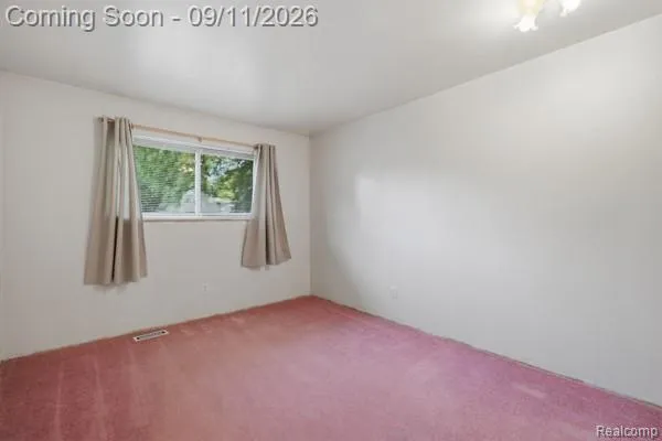 37036 Almont Drive E Sterling Heights City, MI 48310