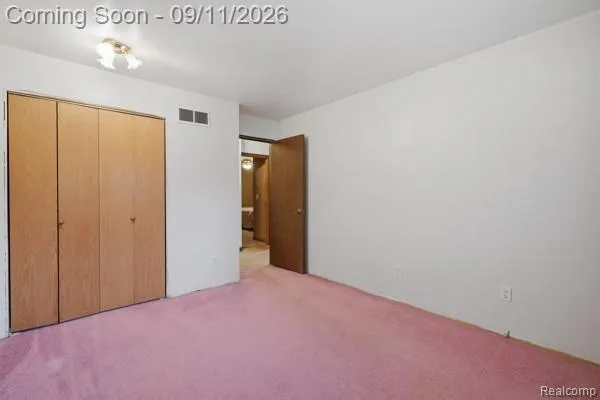 37036 Almont Drive E Sterling Heights City, MI 48310