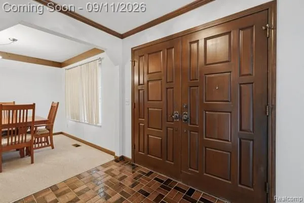 37036 Almont Drive E Sterling Heights City, MI 48310