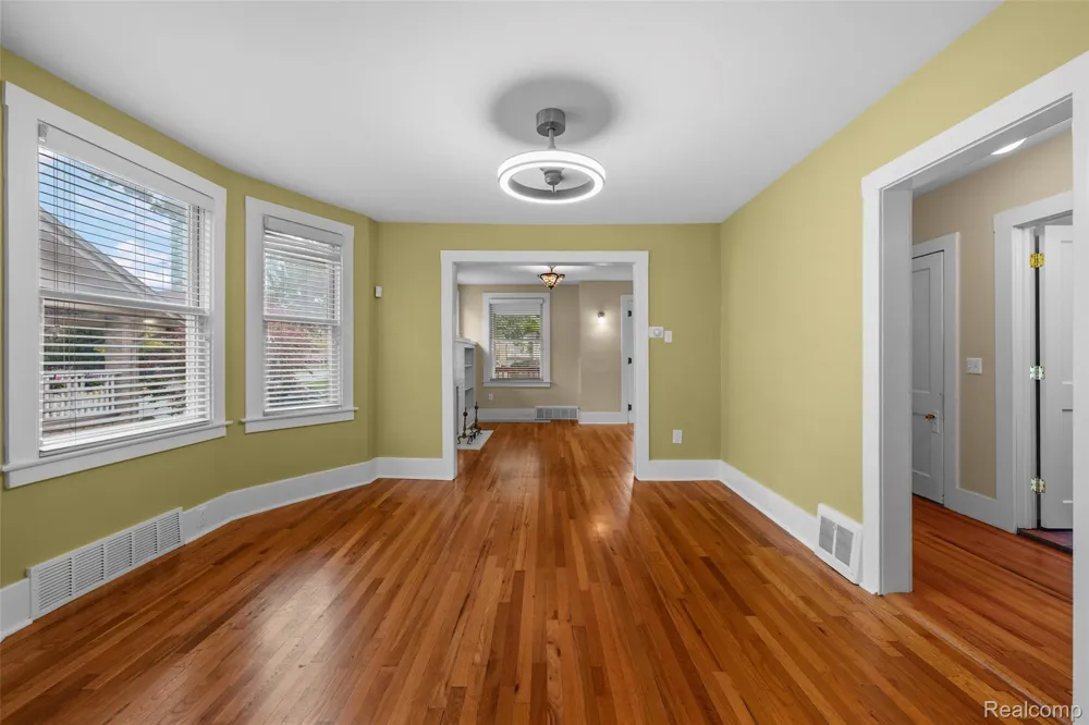 608 S West Street Royal Oak City, MI 48067