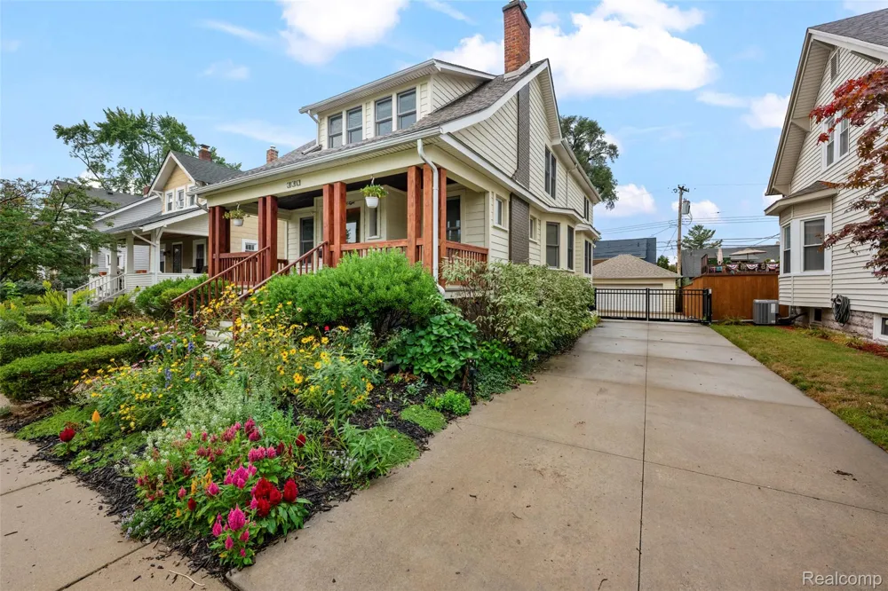 608 S West Street Royal Oak City, MI 48067