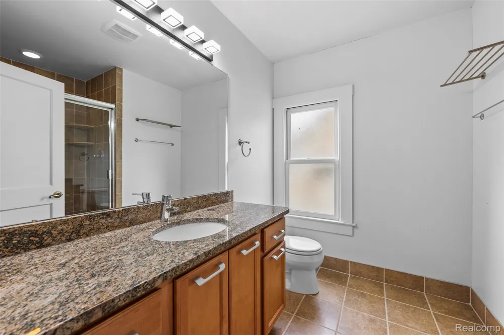 608 S West Street Royal Oak City, MI 48067