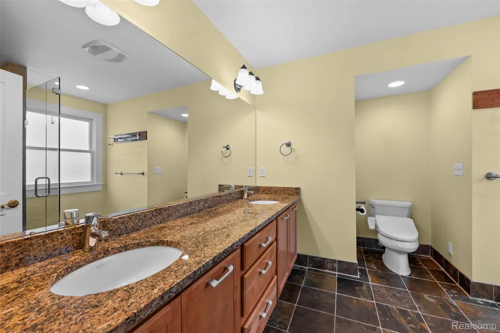 608 S West Street Royal Oak City, MI 48067