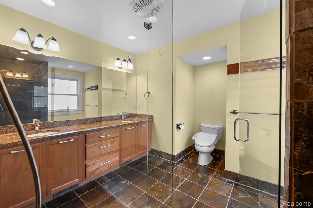 608 S West Street Royal Oak City, MI 48067