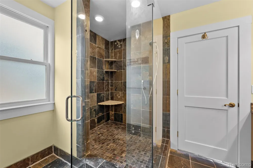 608 S West Street Royal Oak City, MI 48067