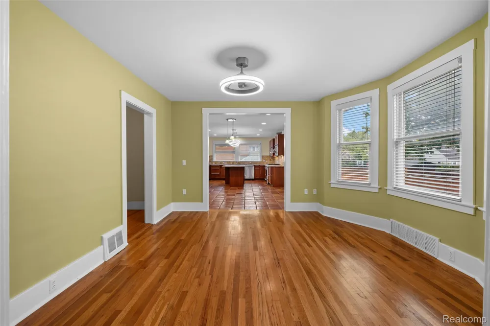 608 S West Street Royal Oak City, MI 48067