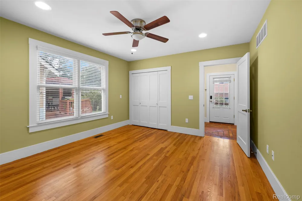 608 S West Street Royal Oak City, MI 48067