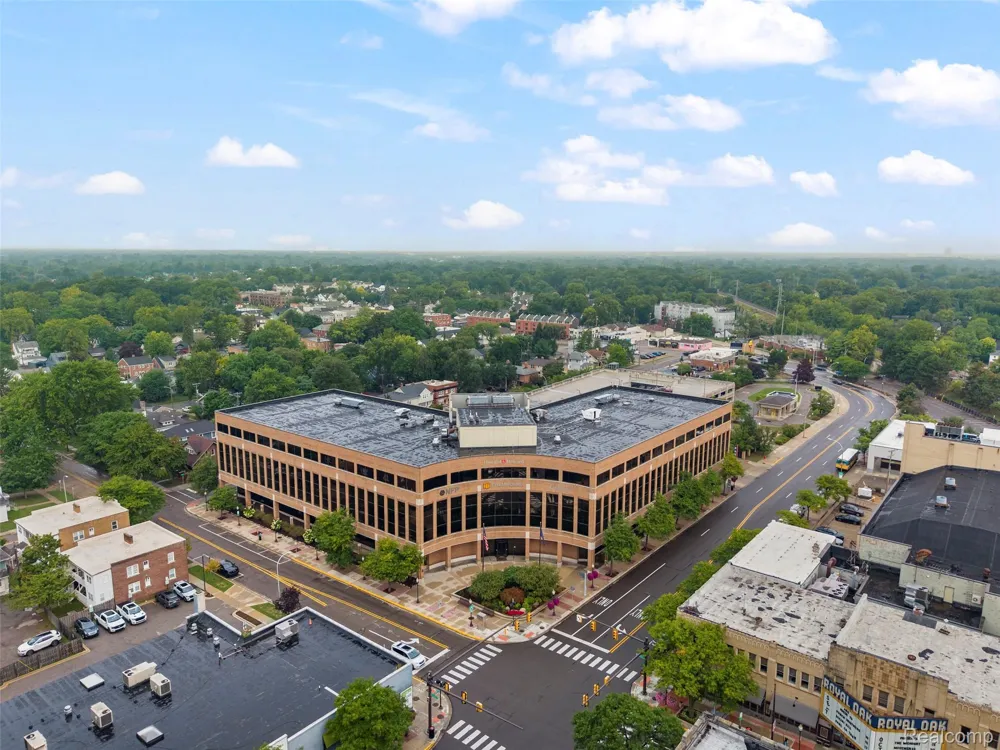 608 S West Street Royal Oak City, MI 48067