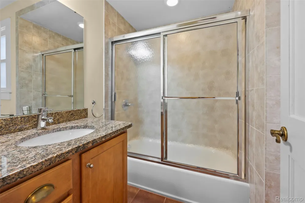 608 S West Street Royal Oak City, MI 48067