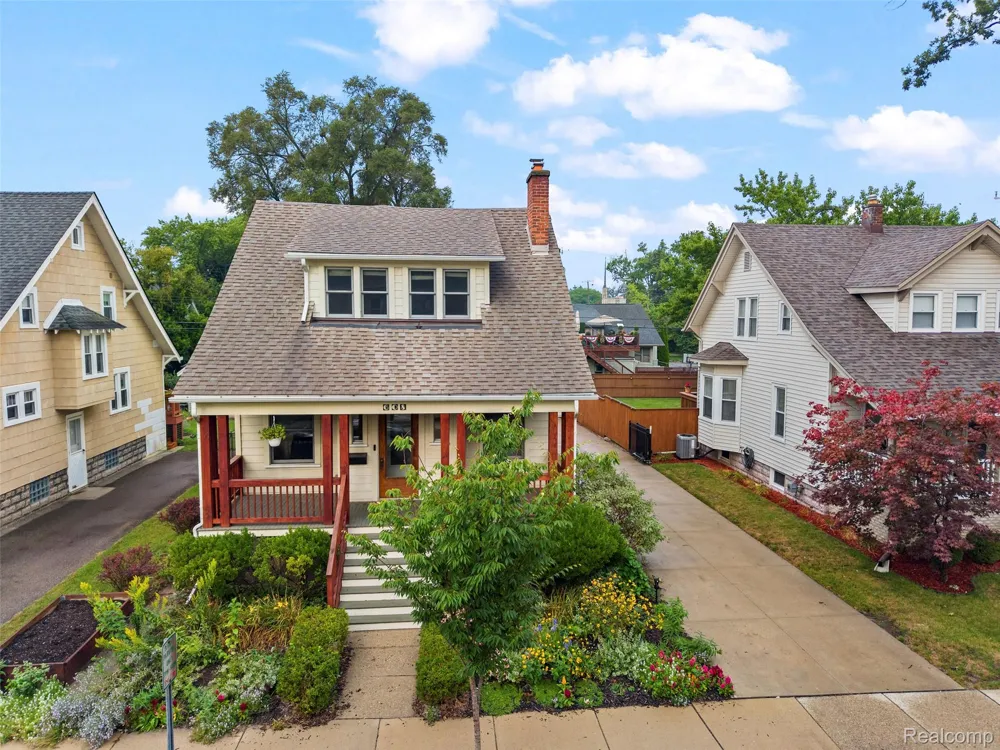 608 S West Street Royal Oak City, MI 48067