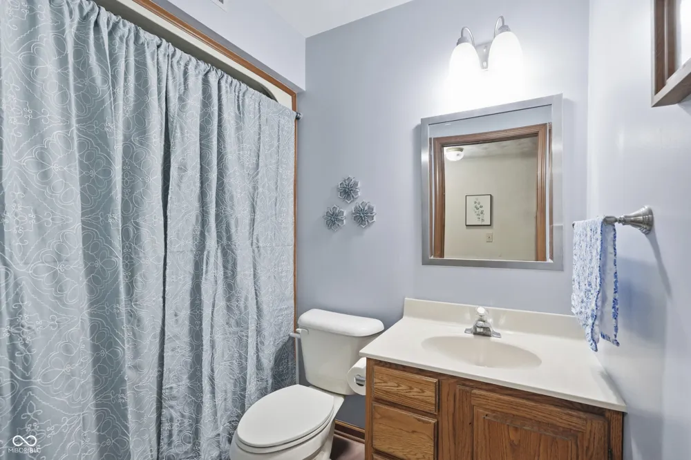 214 Doral Park Drive Kokomo, IN 46901